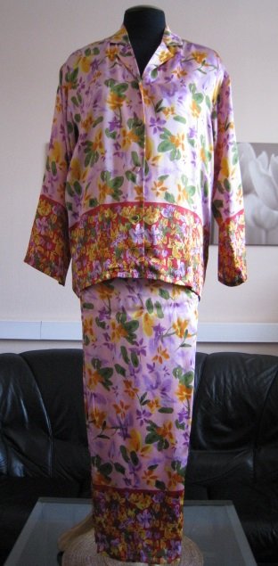 Шелковая пижама женская Сарина 