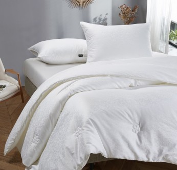 Шелковое одеяло Comfort Premium  теплое, On Silk